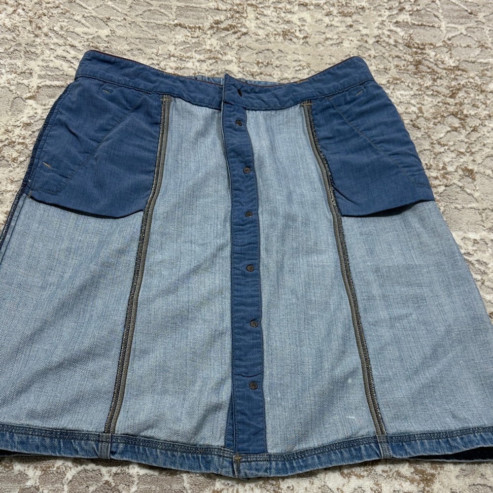 Eddie Bauer Medium Blue Denim A-Line Button-Front Skirt - Picture 4 of 9